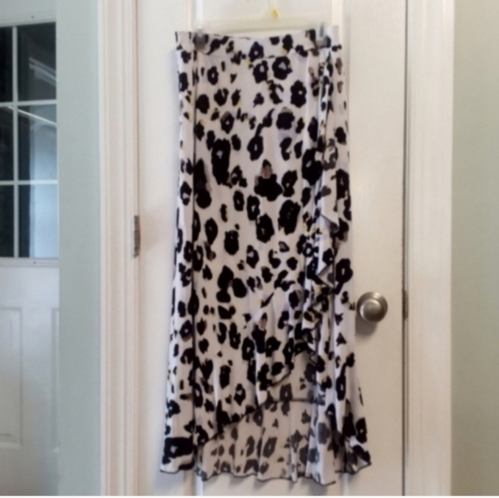 Established 1946 Women's S Black White Yellow Floral Midi Skirt Animal Print